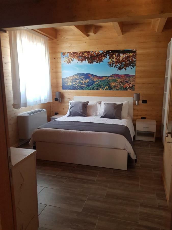 Lorica Suite Lago Exterior foto