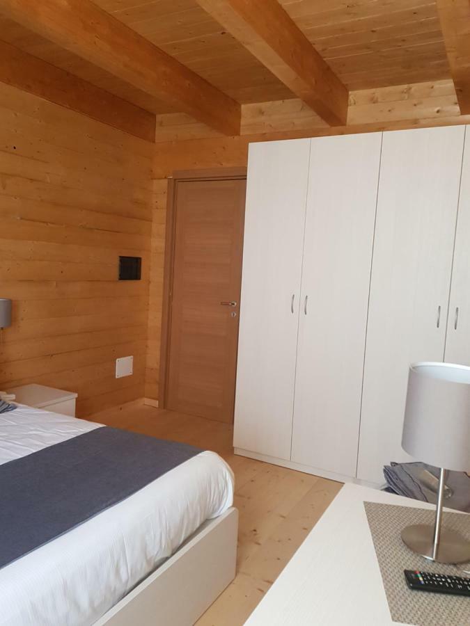 Lorica Suite Lago Exterior foto